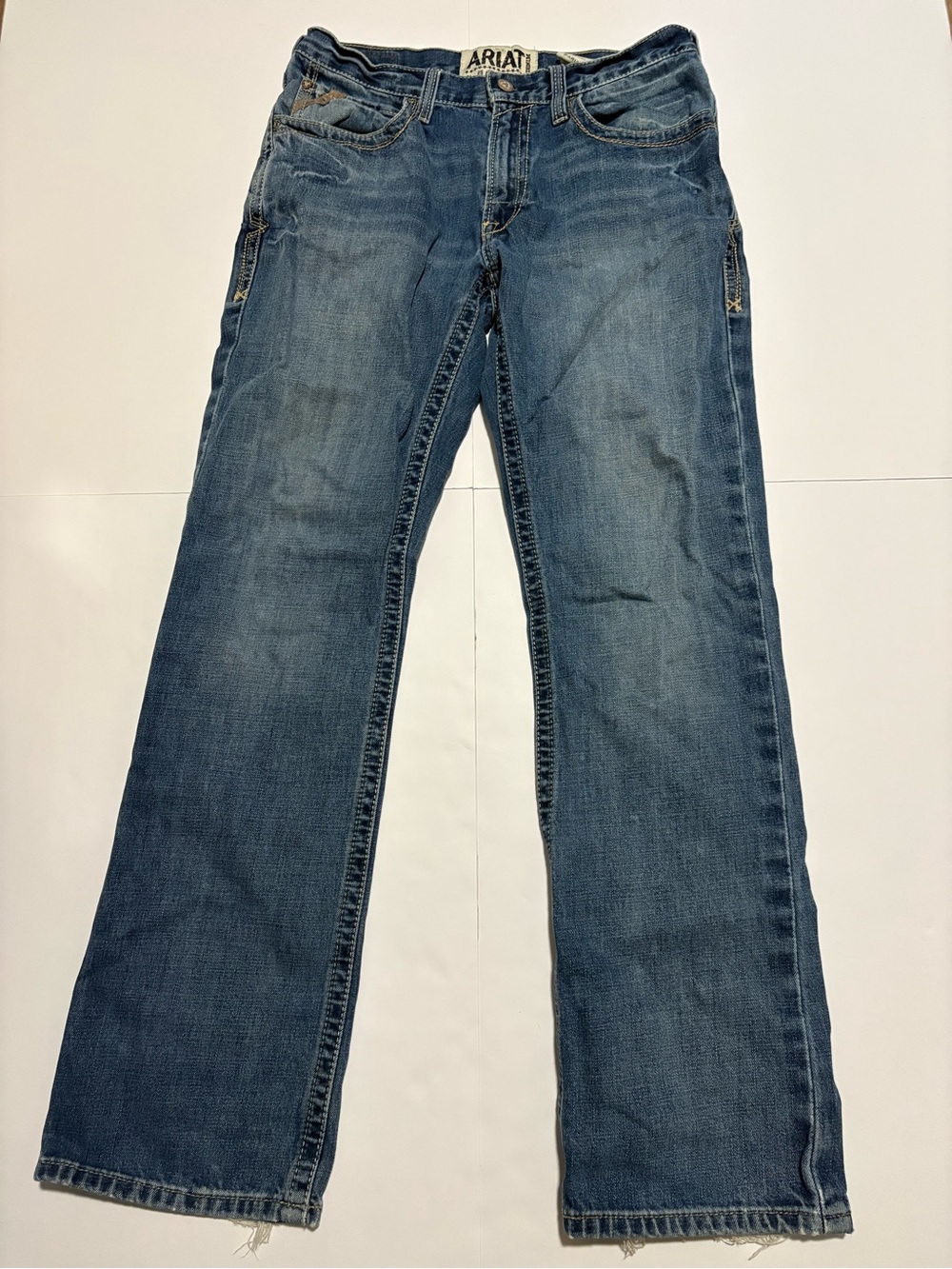 Ariat M4 Low Rise Boot Cut Jeans Mens Size 33x34 Medium Wash